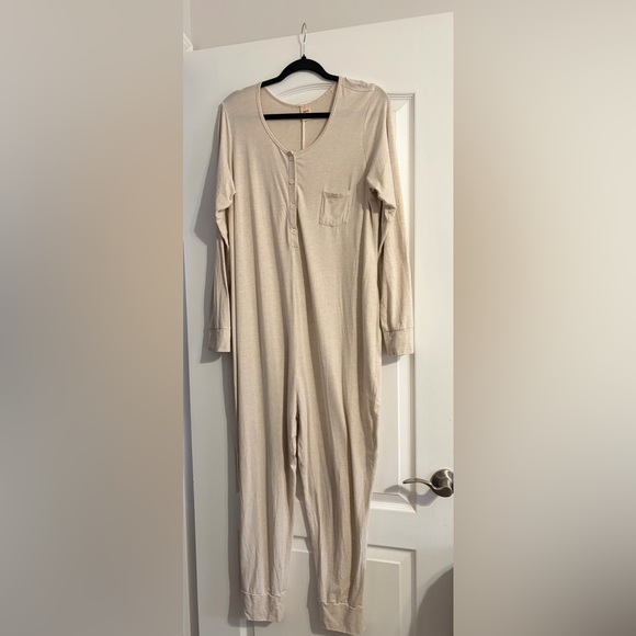 SMASH + TESS HENLEY LONGSLEEVE ROMPER - Picture 2 of 6